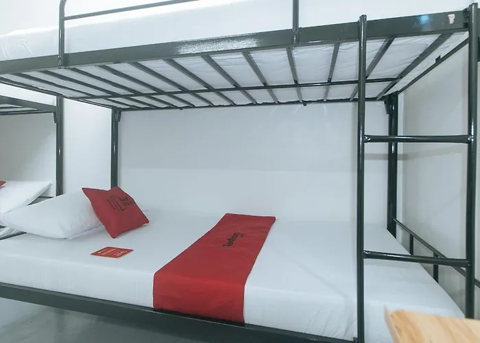 فندق Quintana Bunkhouse *